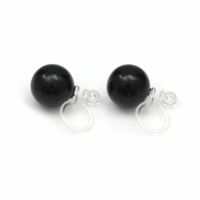 Pair of metal-free clip on Earrings with black faux pearls