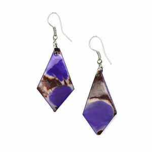 Violet kite-shaped drop earrings made from Tagua