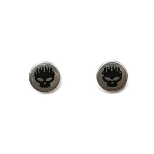 Mens 316L Stainless steel stud magnetic clip-on earrings, 8 mm silver and black fire skull, sold as a pair