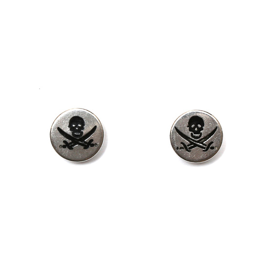 Mens 316L Stainless steel stud magnetic clip-on earrings, 8 mm silver and black swashbuckle skull, sold as a pair